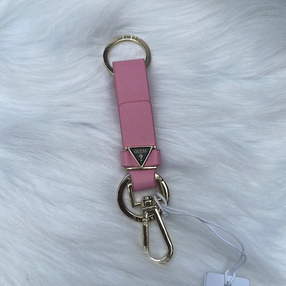 New GUESS Women's Pink Keyring - Picture 1 of 3